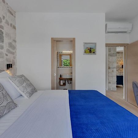 Marineta Suite Makarska Exterior photo