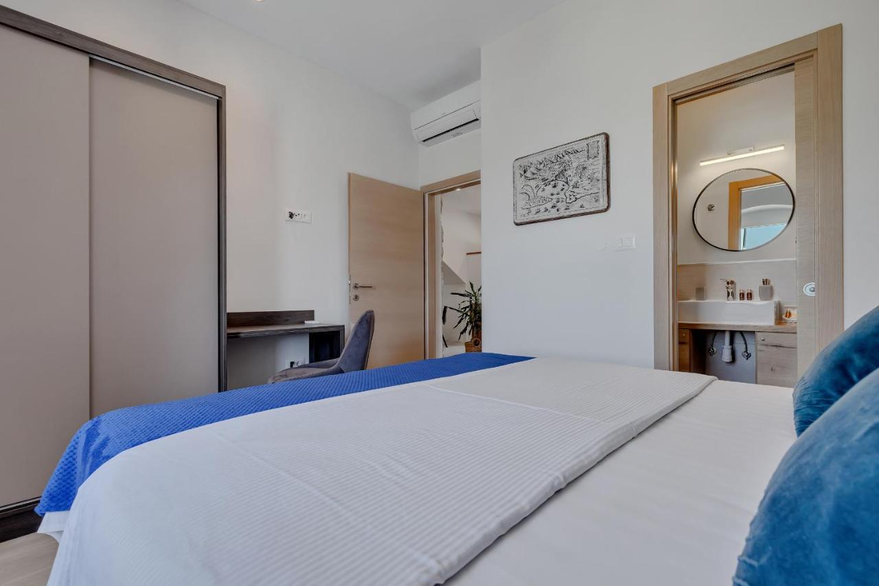 Marineta Suite Makarska Exterior photo